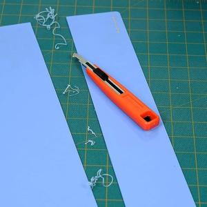 Sulfar Acrylic Plastic Fibre Sheets Cutter Hook Knife Blade with 2 Extra Blades Inside (Random Colour) (1554)